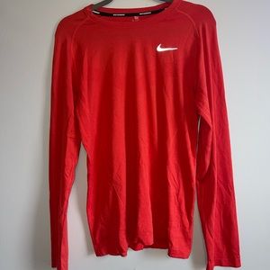 long sleeve nike shirt